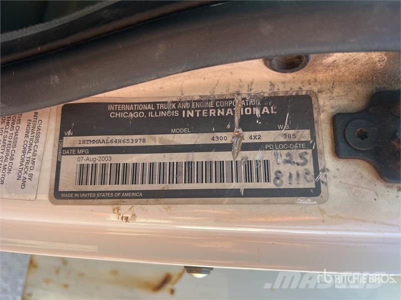 International 4300 4x2 T/A Dump Truck Грузовики-Самосвалы
