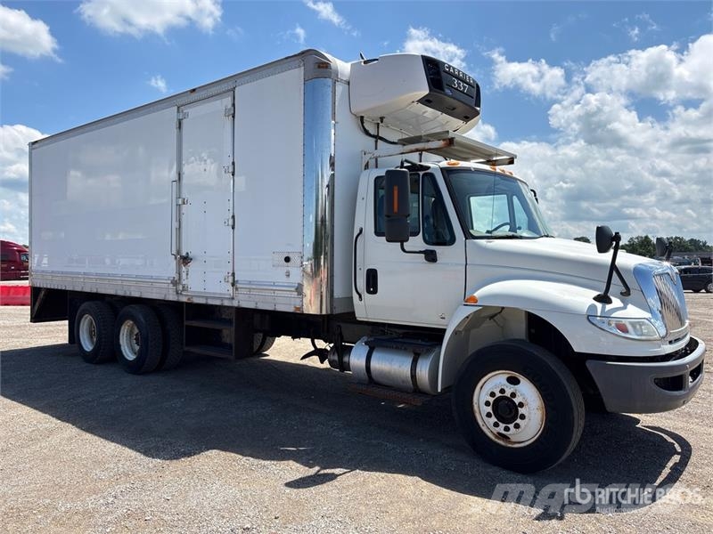 International 4400 شاحنات بدرجة حرارة قابلة للضبط