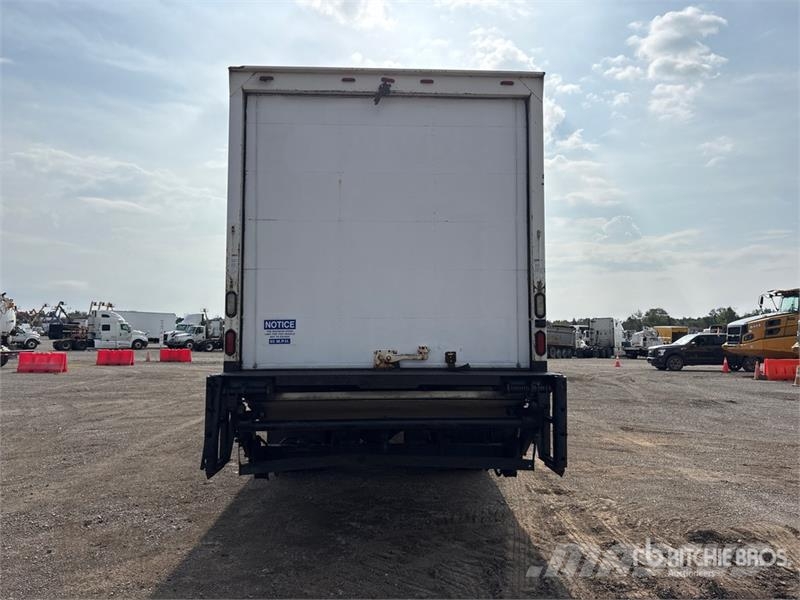 International 4400 Kofferaufbau