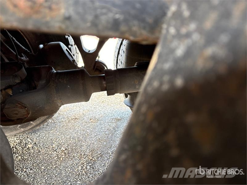 International 4400 شاحنات بدرجة حرارة قابلة للضبط