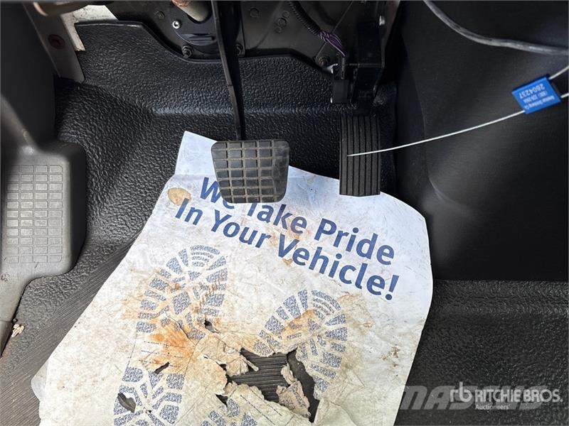 International 4400 شاحنات بدرجة حرارة قابلة للضبط
