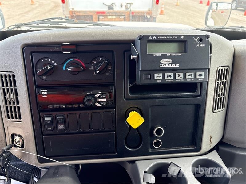 International 4400 شاحنات بدرجة حرارة قابلة للضبط