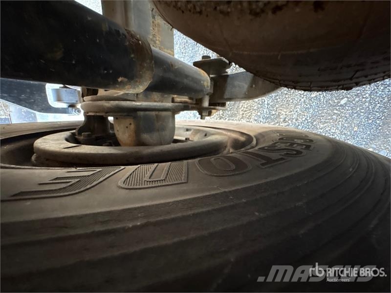 International 4400 شاحنات بدرجة حرارة قابلة للضبط