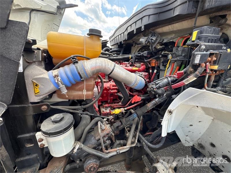International 4400 شاحنات بدرجة حرارة قابلة للضبط