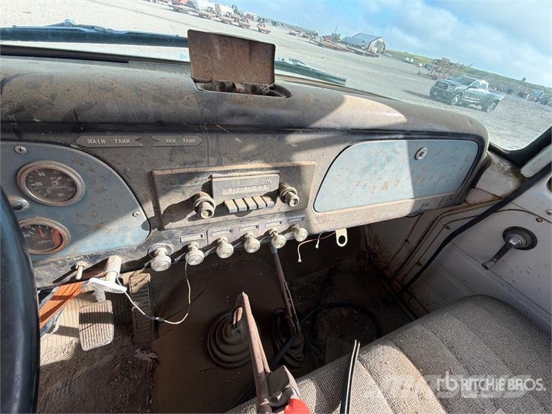 International 4700 Cabine en interieur