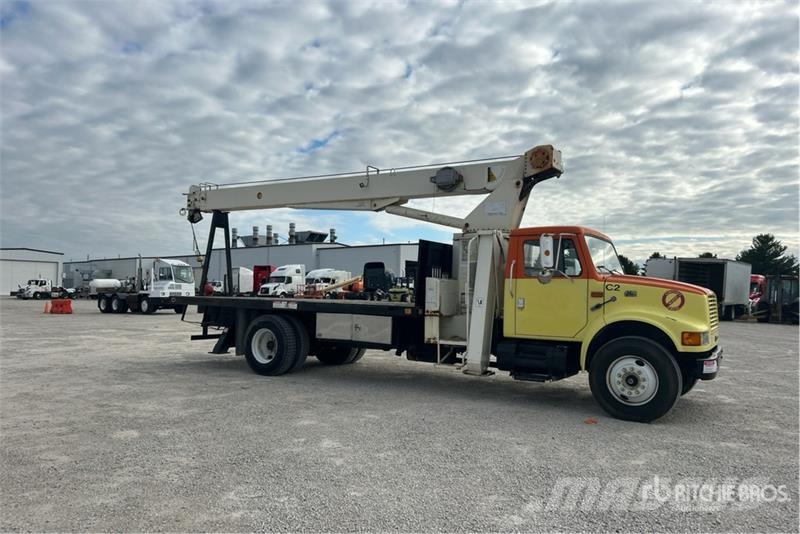 International 4700 Autožeriavy, hydraulické ruky