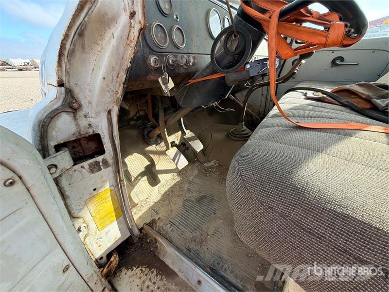 International 4700 Cabine en interieur