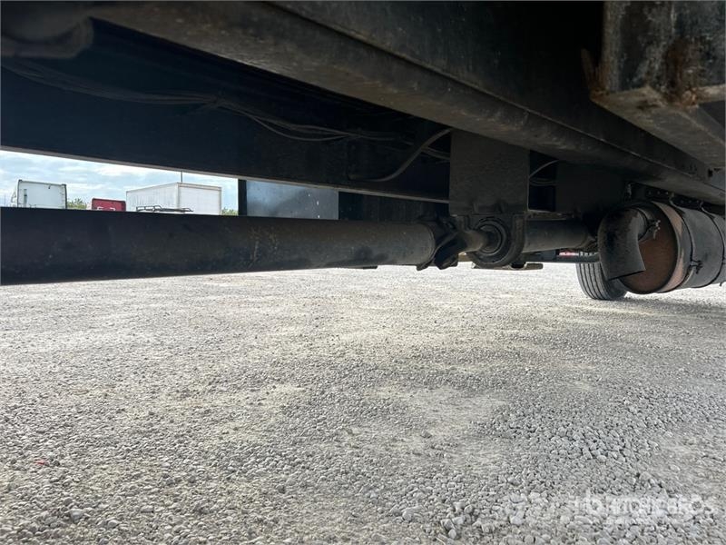 International 4700 Kranbilar