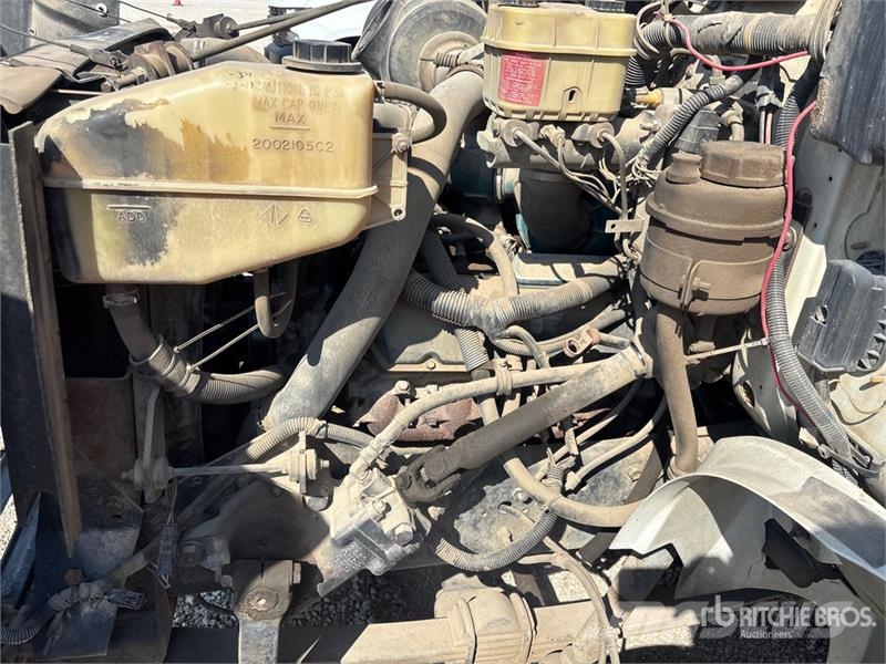 International 4700 LPX Camiones plataforma