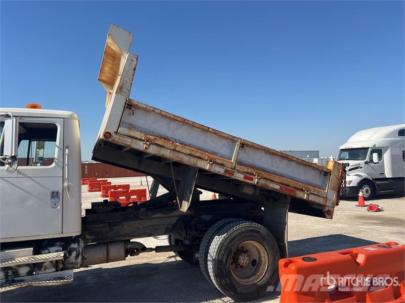 International 4800 4x4 T/A Dump Truck Kiper tovornjaki