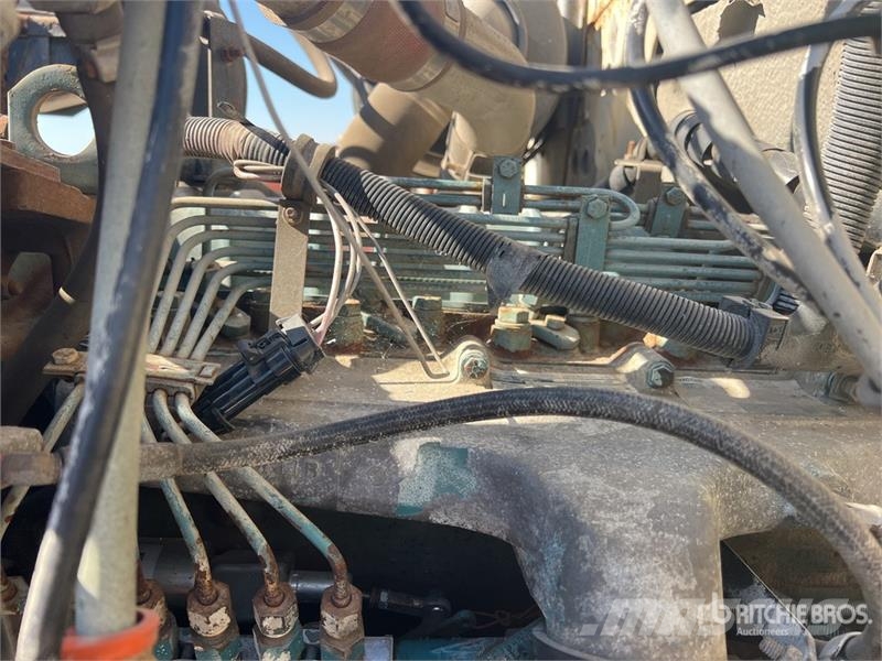 International 4800 4x4 T/A Dump Truck Kiper tovornjaki