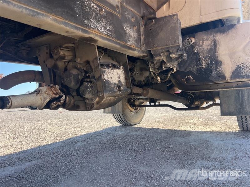 International 4800 4x4 T/A Dump Truck Kiper tovornjaki