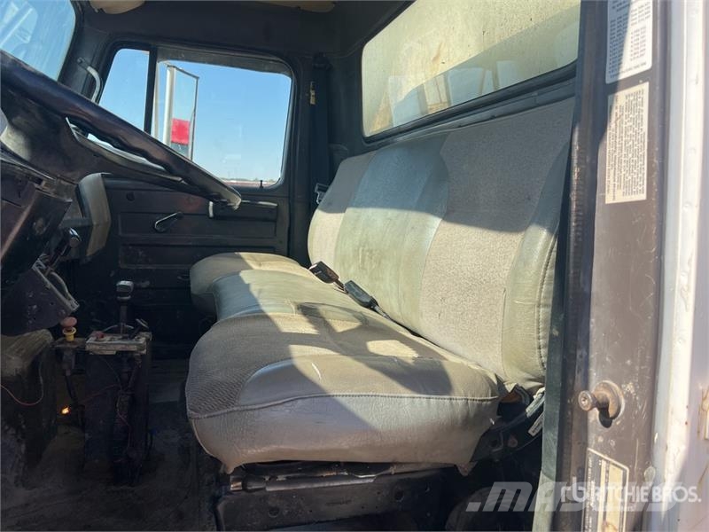 International 4800 4x4 T/A Dump Truck Kiper tovornjaki
