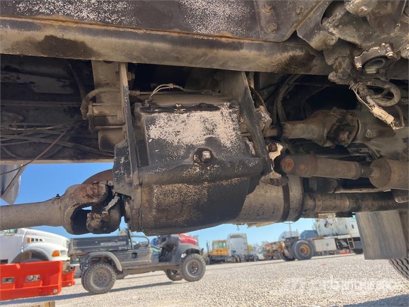 International 4800 4x4 T/A Dump Truck Kiper tovornjaki