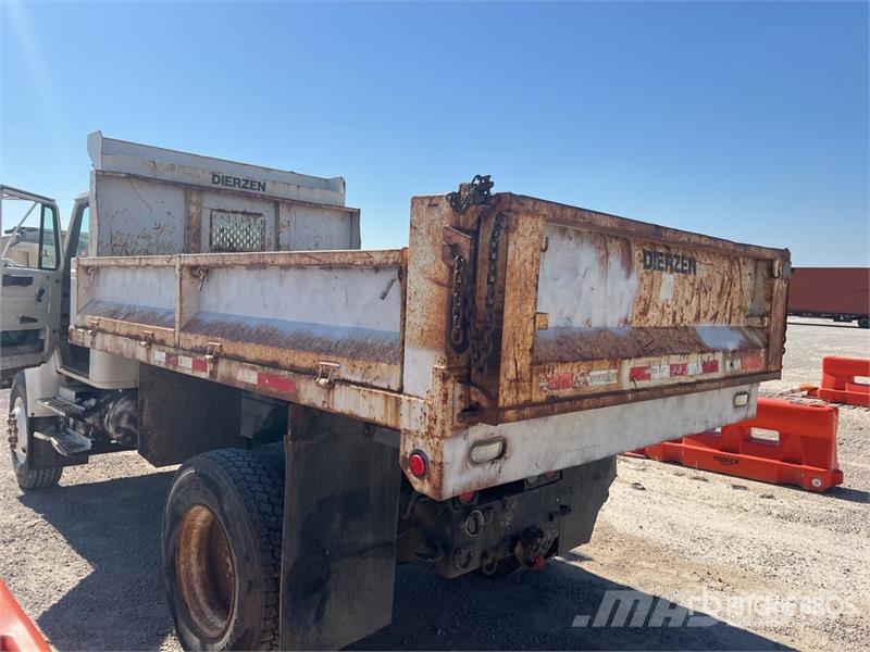 International 4800 4x4 T/A Dump Truck Kiper tovornjaki