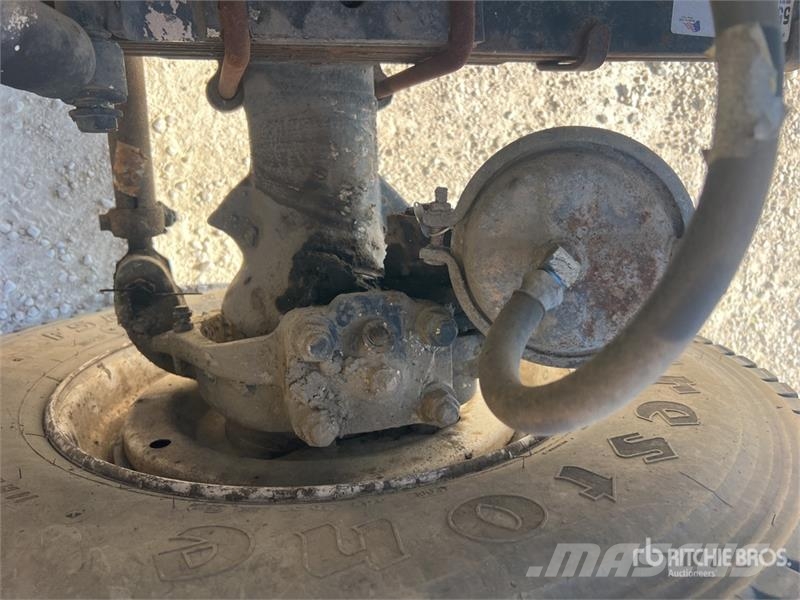 International 4800 4x4 T/A Dump Truck Kiper tovornjaki