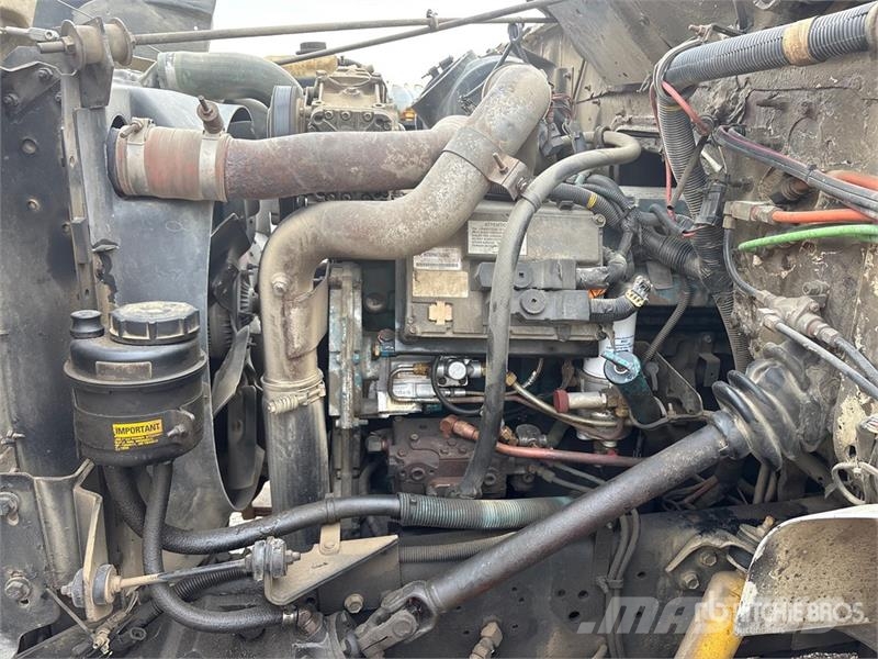 International 4900 Kiper tovornjaki