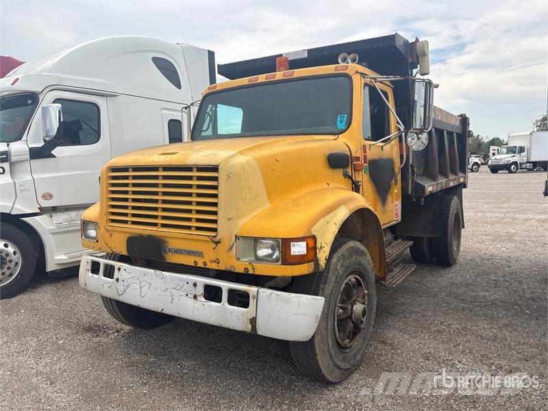 International 4900 Грузовики-Самосвалы