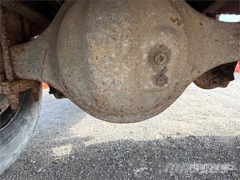 International 4900 自卸式货车