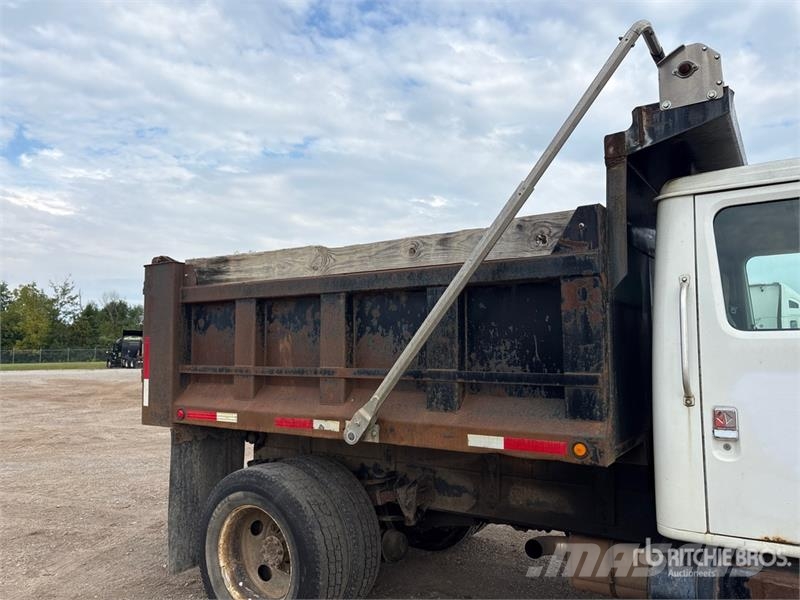 International 4900 Kiper tovornjaki