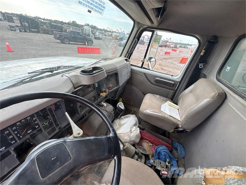 International 4900 Kiper tovornjaki
