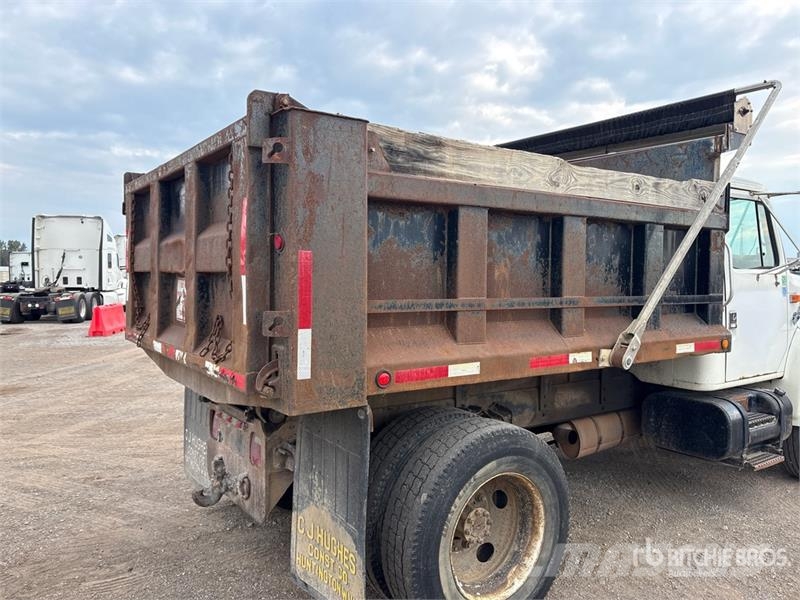 International 4900 Kiper tovornjaki