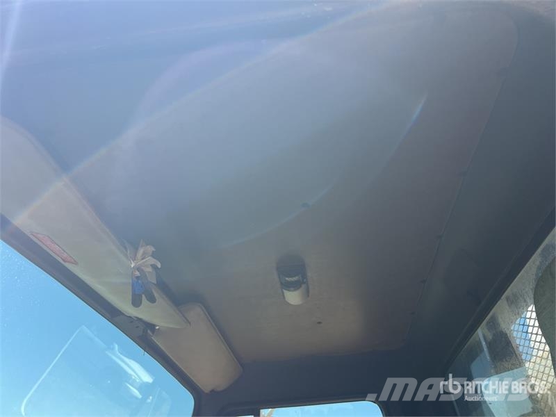 International 4900 4x2 Flatbed Water Truck Citi