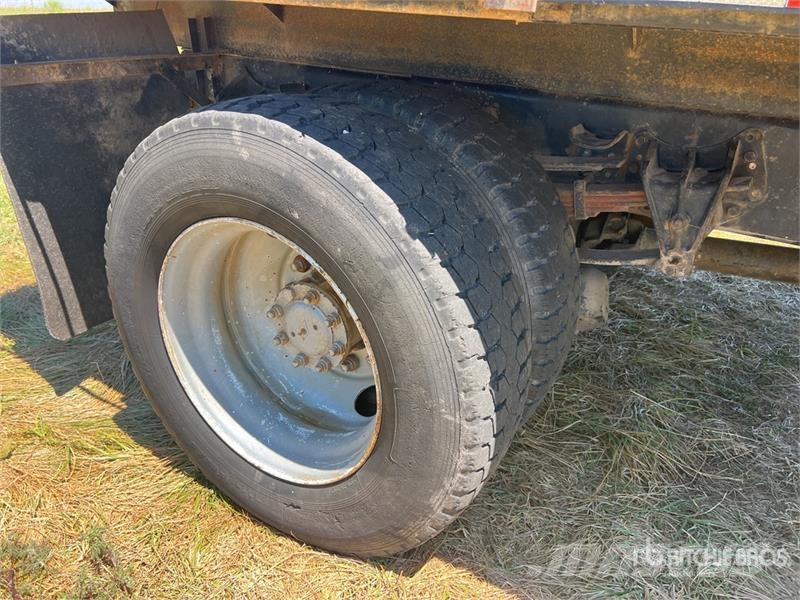 International 4900 4x2 Flatbed Water Truck Citi