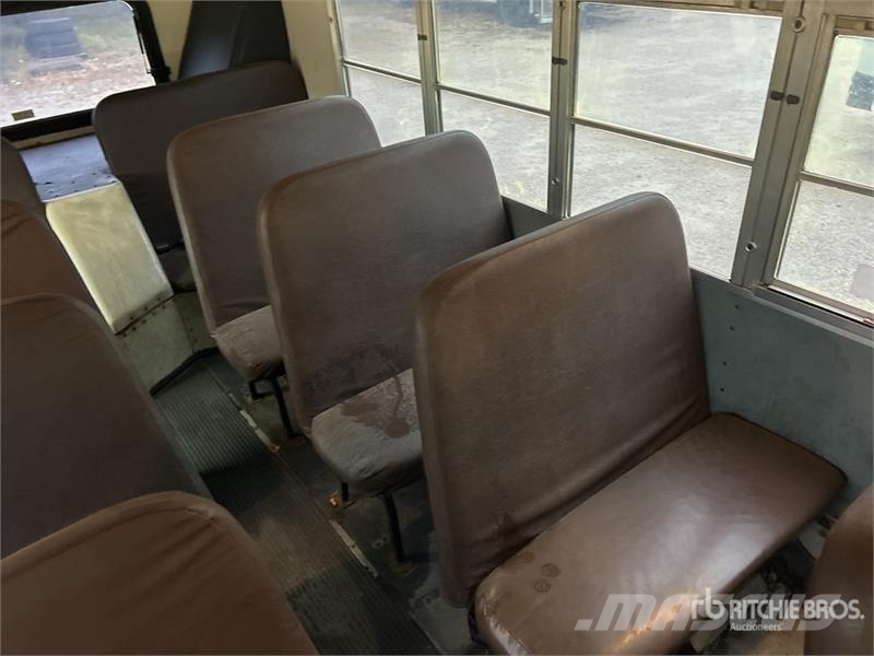 International 4x2 40-Seat School Bus Mini-bus