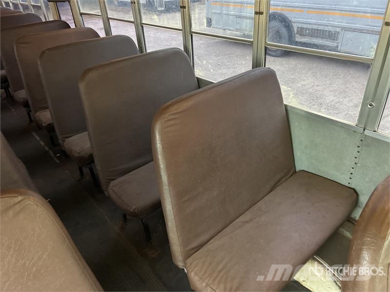 International 4x2 40-Seat School Bus Mini-bus