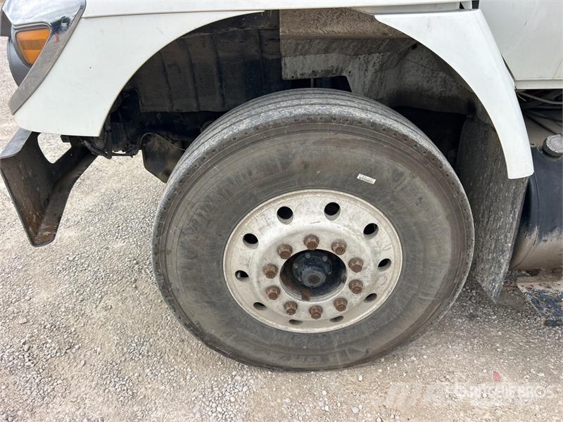 International 7400 Tippbilar