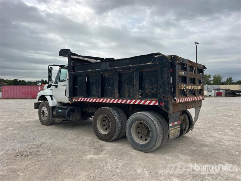 International 7400 Tippbilar