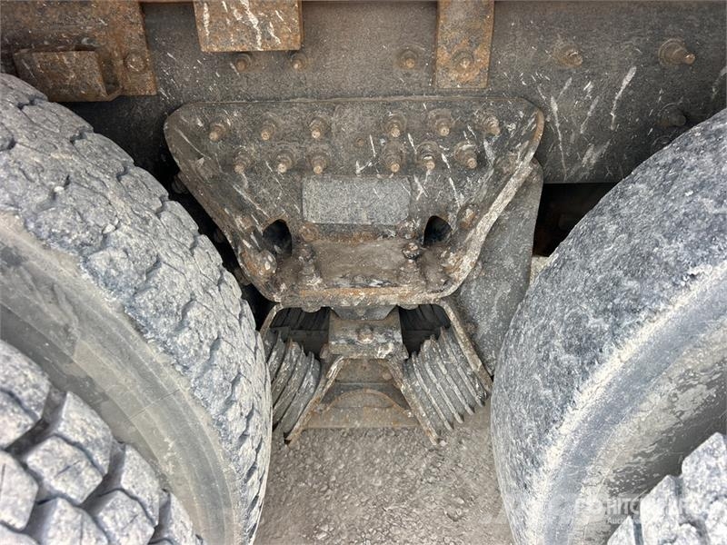 International 7400 Tippbilar