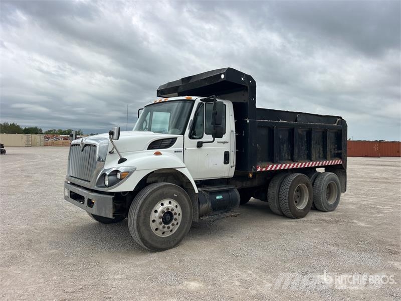 International 7400 Tippbilar