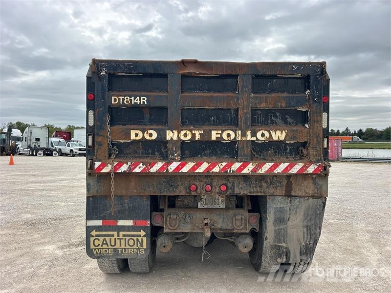 International 7400 Tippbilar