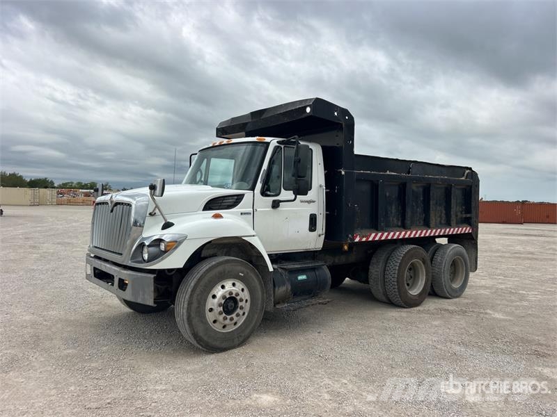 International 7400 Tippbilar