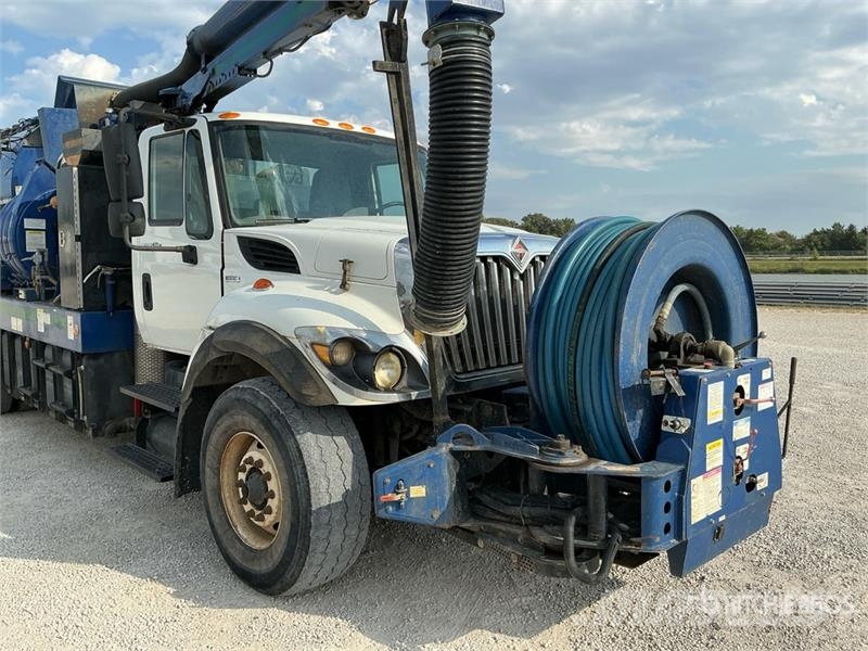 International 7500 Αποφρακτικά οχήματα
