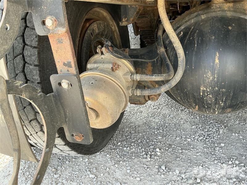International 7500 Αποφρακτικά οχήματα