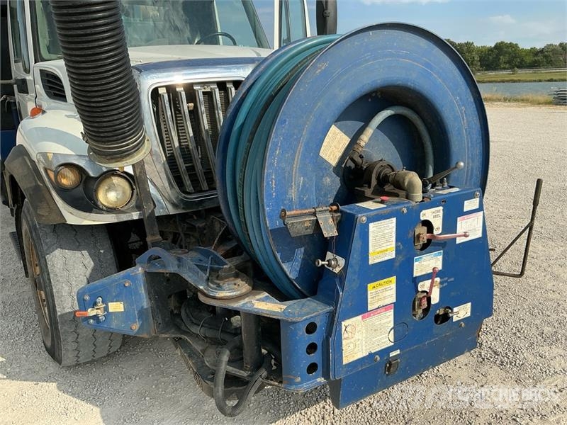 International 7500 Αποφρακτικά οχήματα