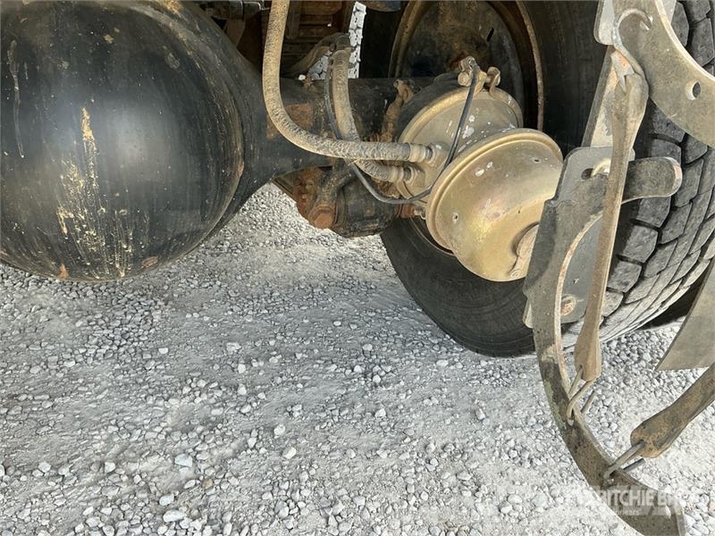 International 7500 Αποφρακτικά οχήματα