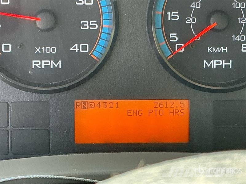 International 7500 Αποφρακτικά οχήματα