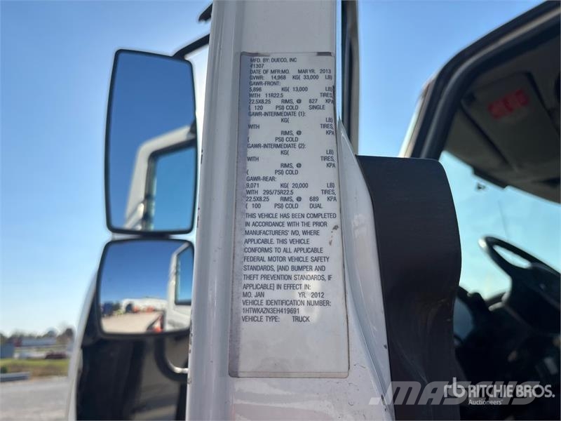 International 7500 Mobiele Boorinstallatie