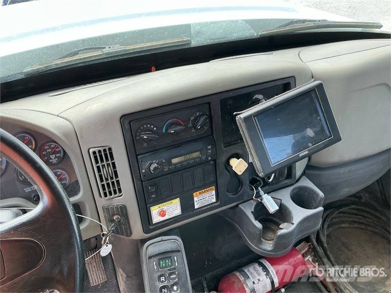 International 7500 Αποφρακτικά οχήματα