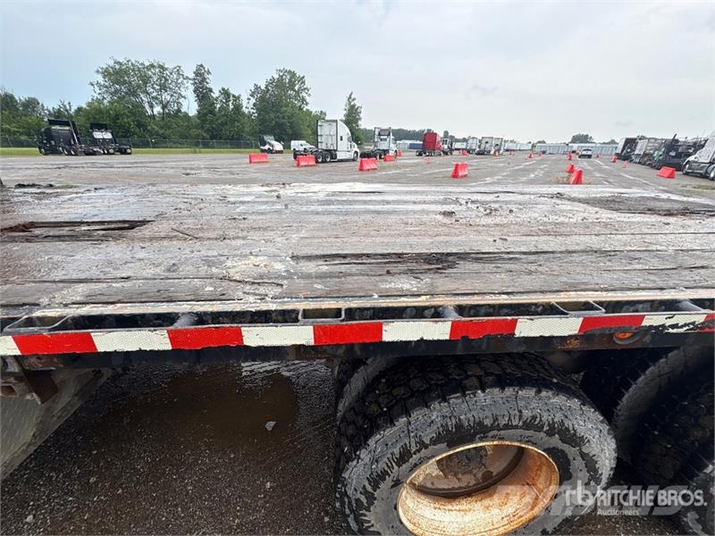 International 7500 Plošinové nákladné automobily/nákladné automobily so sklápacími bočnicami