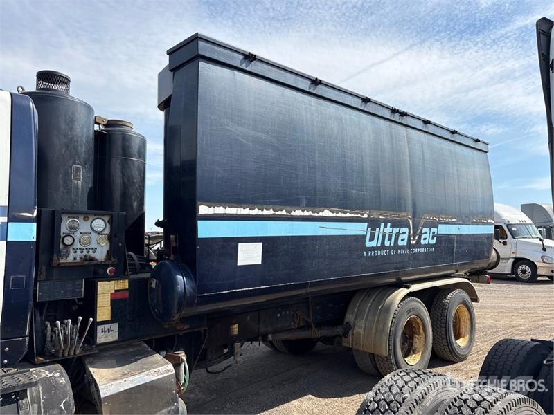 International 7600 组合/真空油槽车