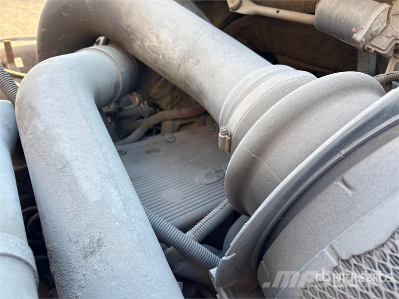 International 7600 Camion aspirateur, Hydrocureur
