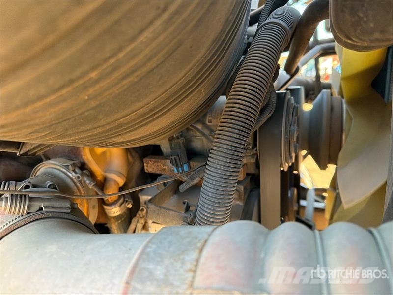 International 7600 Autotractoare