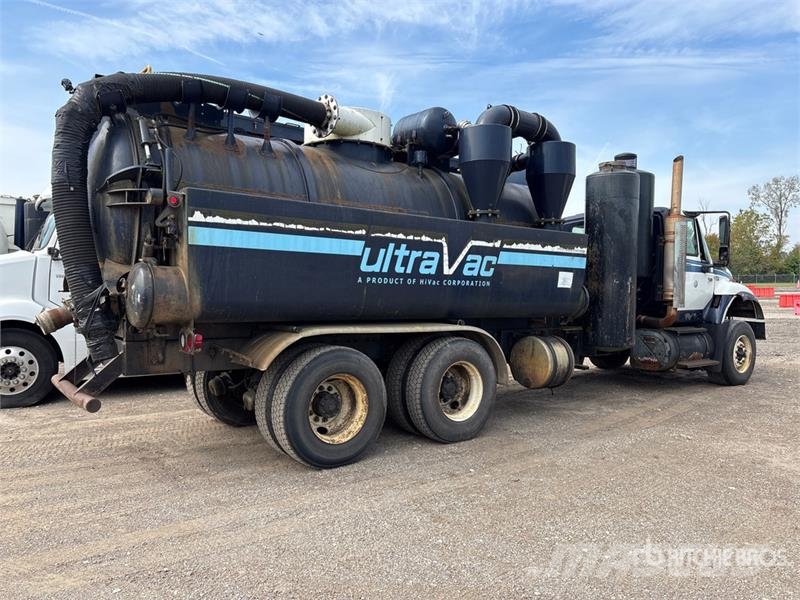 International 7600 组合/真空油槽车