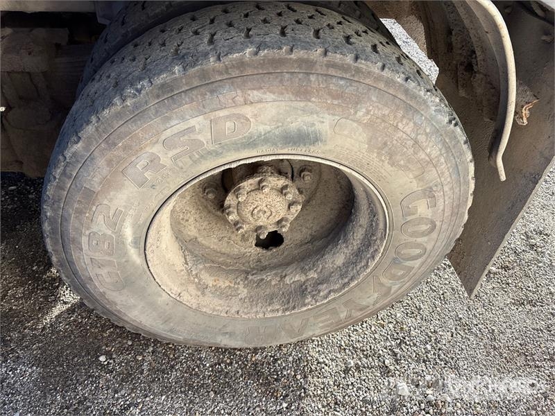 International 7600 Camion aspirateur, Hydrocureur