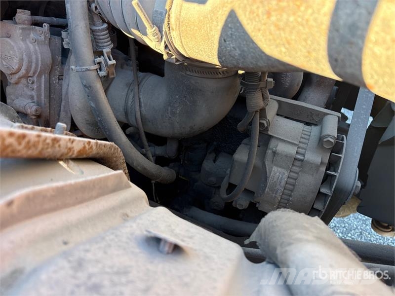 International 7600 Camion aspirateur, Hydrocureur
